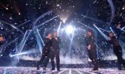 Take That au X Factor 12-12-2010 09a3a2111016838
