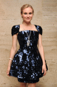 1352a255283574.gif