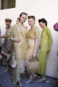 5a57c259561703.gif