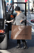 2cdcc960917546.gif