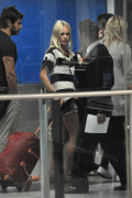 89ffce62855729 Kate Bosworth at Miami International Airport on 01/07/10