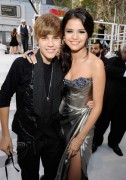 Selena Gomez - MTV's "Video Music Awards " At Nokia Theatre In LA (September 12th 2010) E5d5e498138121